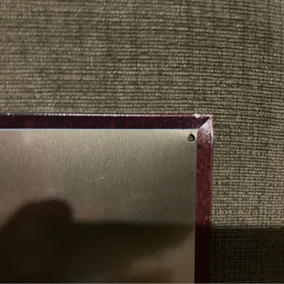 Tin Smith & Wesson wall hanging. - Picture 2 of 3